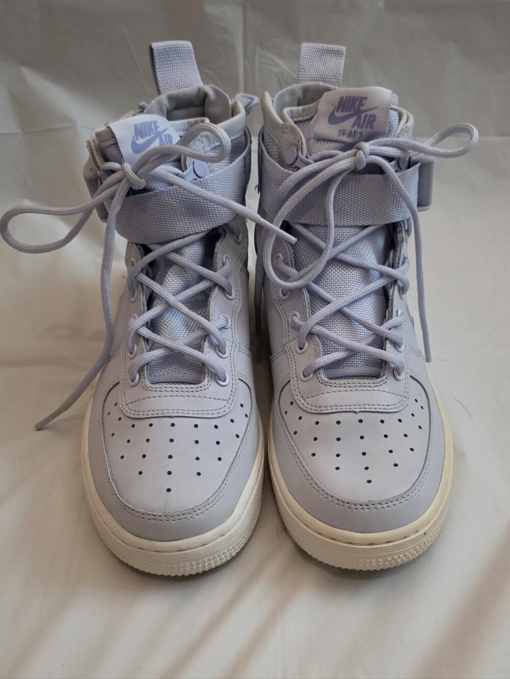 Nike Kids High-Top Sneakers in Lavender with White Sole